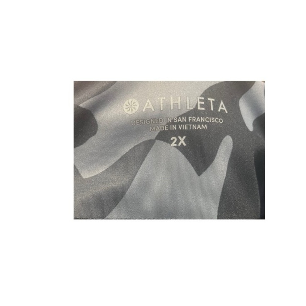 Athleta Camo Contender 7/8 leggings - Picture 5 of 7